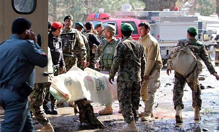 Quince policías afganos muertos por un ataque aéreo de EEUU sobre Helmand
